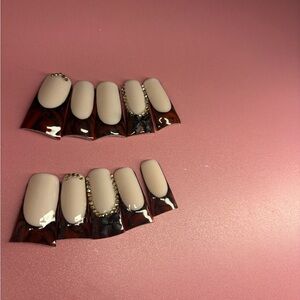 Chic Cream and Brown Press-On Nails